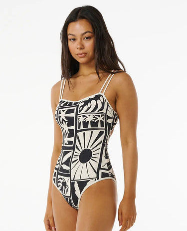 One Pieces