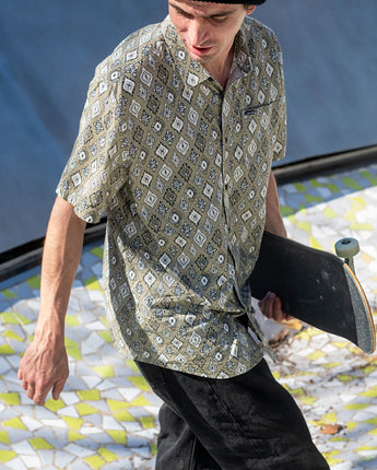 Scaler Stone Woven Short Sleeve Shirt
